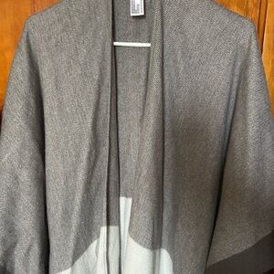 Elegant Gray Women's Shawl | OSFM